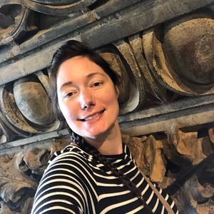 Meet your Posher, Danielle